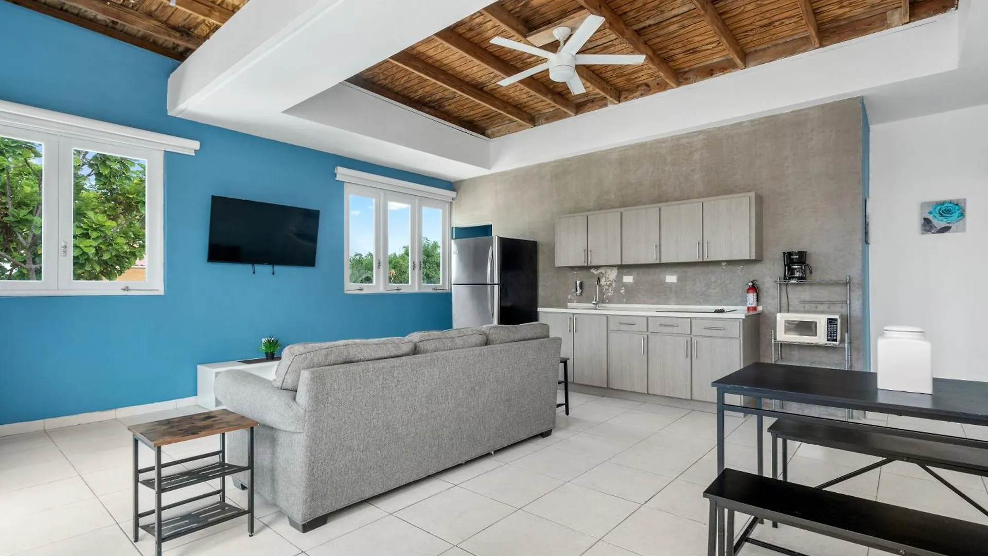 Beach Access Escape With Pool And Tanning Lounges San Juan 0*,  Puerto Rico